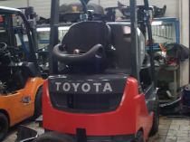 naprawa gwarancyjna wózków widłowych na warsztacie firmy saw-trak